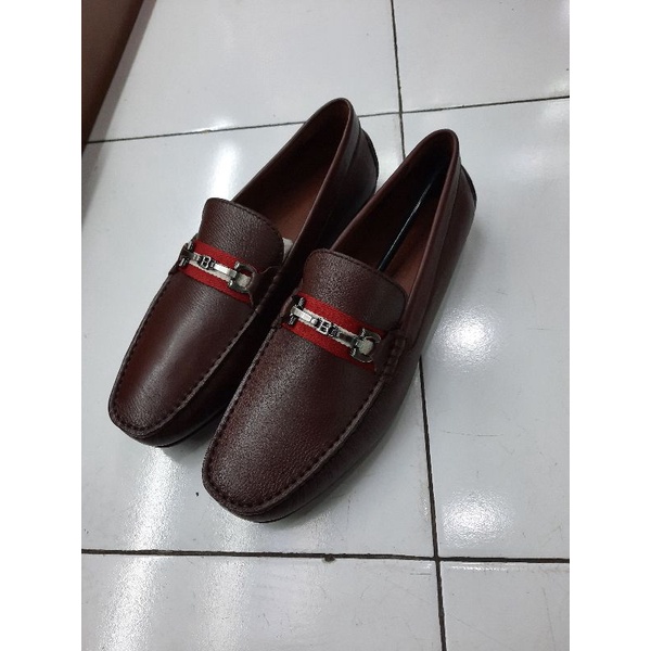 sepatu pria bally