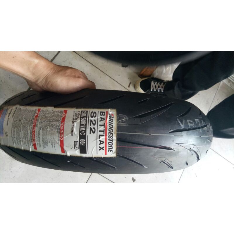 Ban battlax 150/60-17 s22