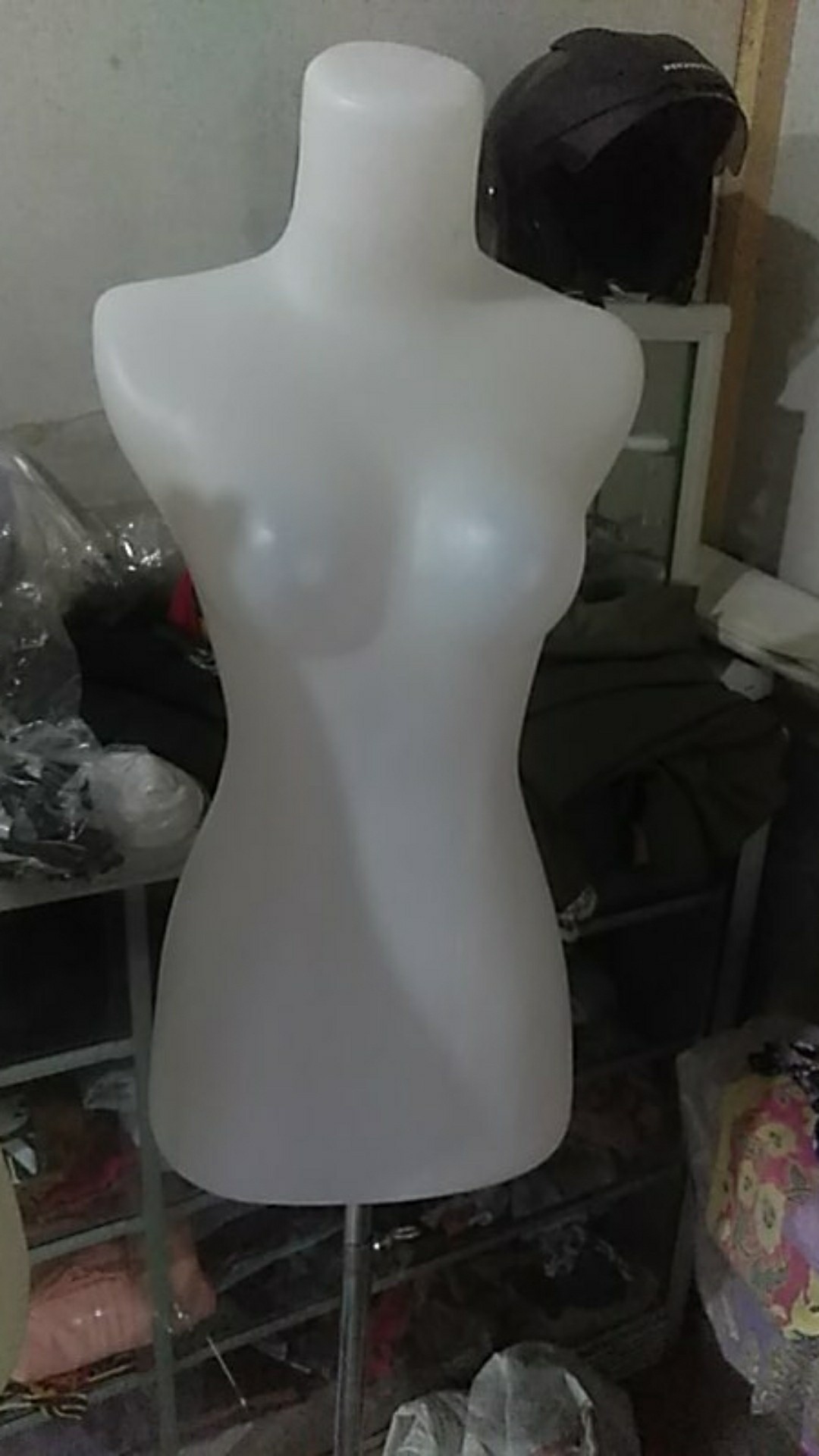 Manekin Bodi Cewek Dm Kain Dewasa + Shock + Kaki Besi Gosend/gojek Only. Hitam