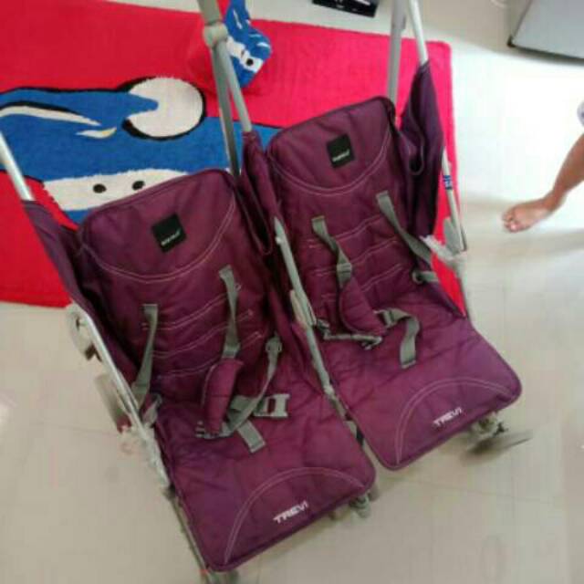 STROLLER KEMBAR BABYELLE PRELOVED