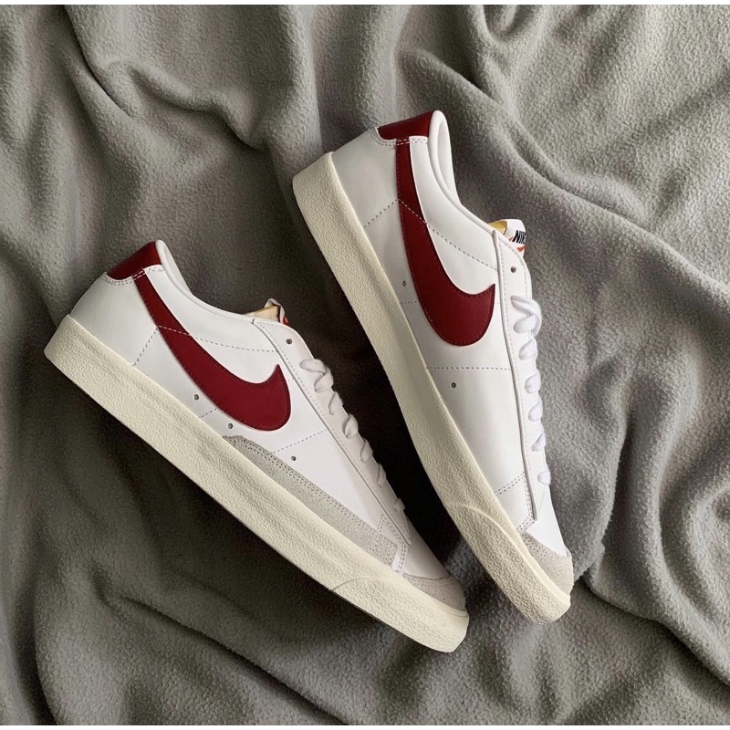 NIKE BLAZZER LOW 77 VINTAGE TEAM RED