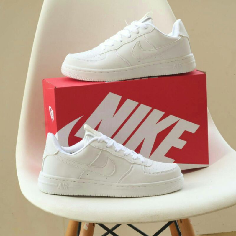 NIKE import