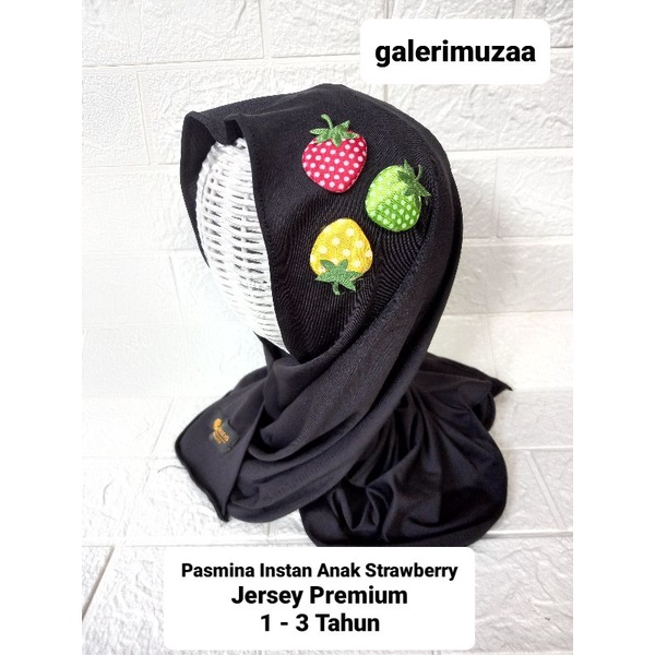 Pasmina Instan Anak Strawberry 1 - 3 Tahun Jersey Premium