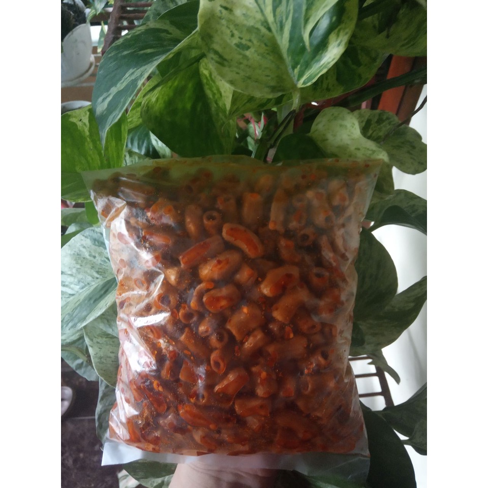 

Makaroni Bantet Bumbu Cikruh pedas 500 gr