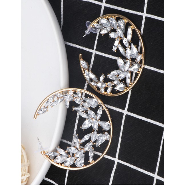 LRC Anting Tusuk Fashion White Diamond C-shaped Earrings F6766X