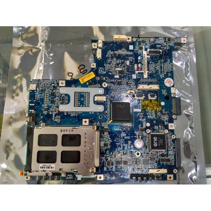 Motherboard Lenovo 3000 N100, tipe Intel Centrino Duo HDL00 LA-3101P