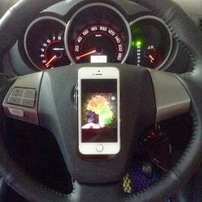 CAR ANTI SLIP MAT UNIVERSAL SUPER STICKY PAD PHONE GPS DASHBOARD MOBIL