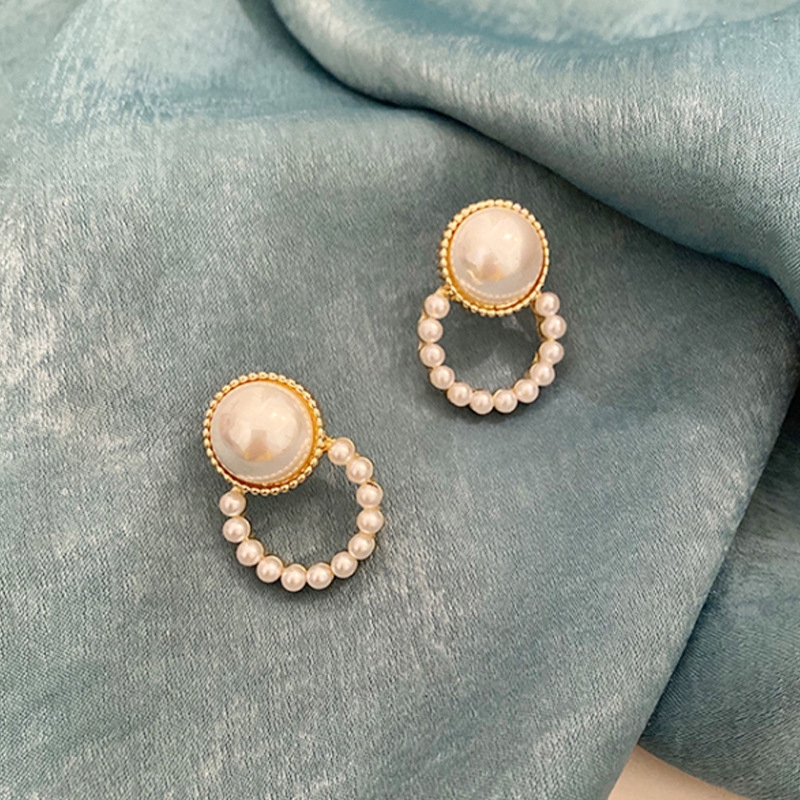 Anting Tusuk Sterling Silver 925 Bentuk Bulat Aksen Mutiara Imitasi Ala Korea/Retro Untuk Wanita