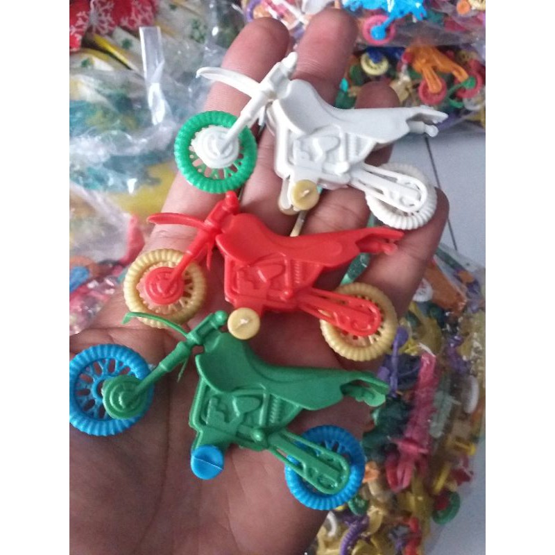 Mainan mini trail isi 50pcs
