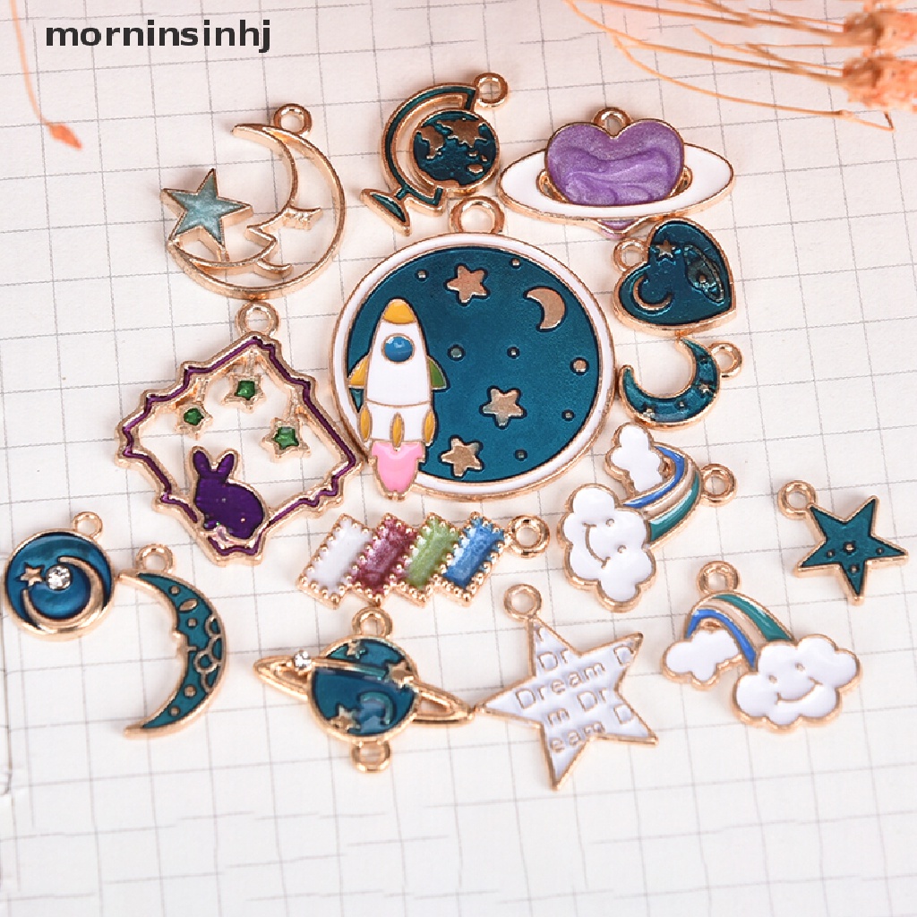 Mornin 15pcs Liontin Enamel Bentuk Bulan Bintang Alam Semesta Untuk Diy Perhiasan