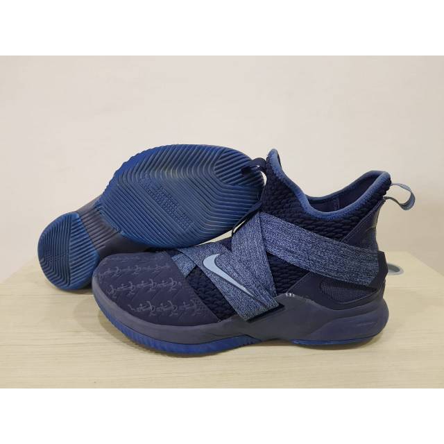 SEPATU BASKET LEBRON SOLDIER 12 ANCHOR