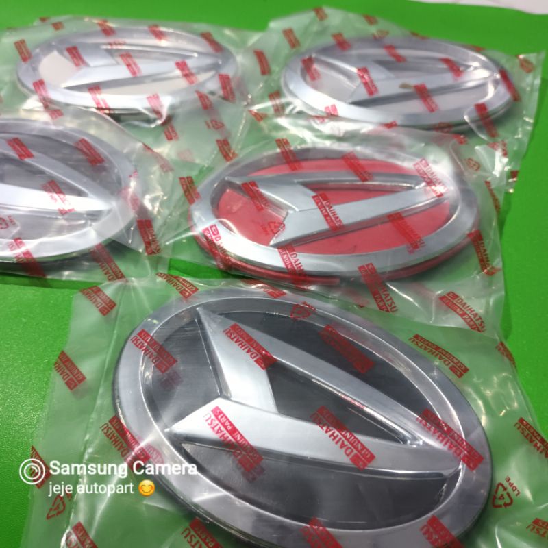 emblem logo ban serep daihatsu TERIOS 2012-2015 KAKI 4