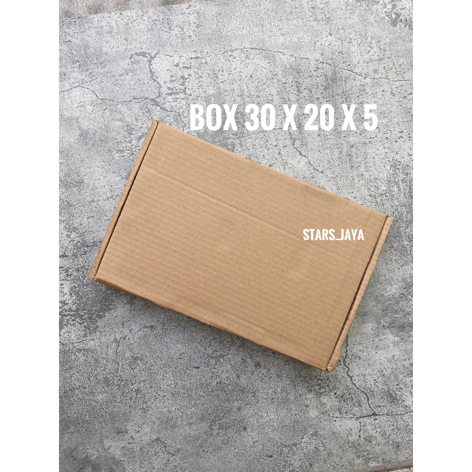 

Box Die Cut Polos 30 x 20 x 5 cm, Dus Packaging, Baju, Kue, Kardus eflute, Dus Kirim