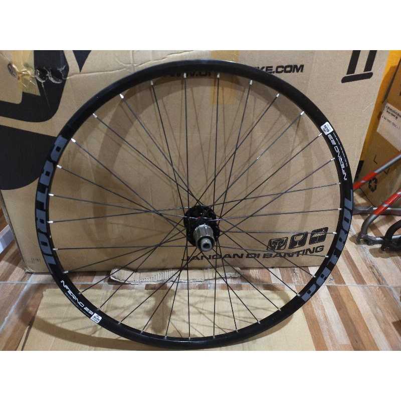 Wheelset Belakang 27.5 Hfh Novatec 4in1 Hg 12x142 rim Sunringle copotan
