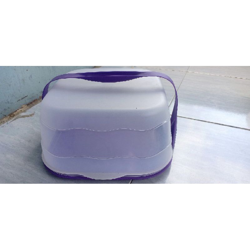 cake taker square tupperware