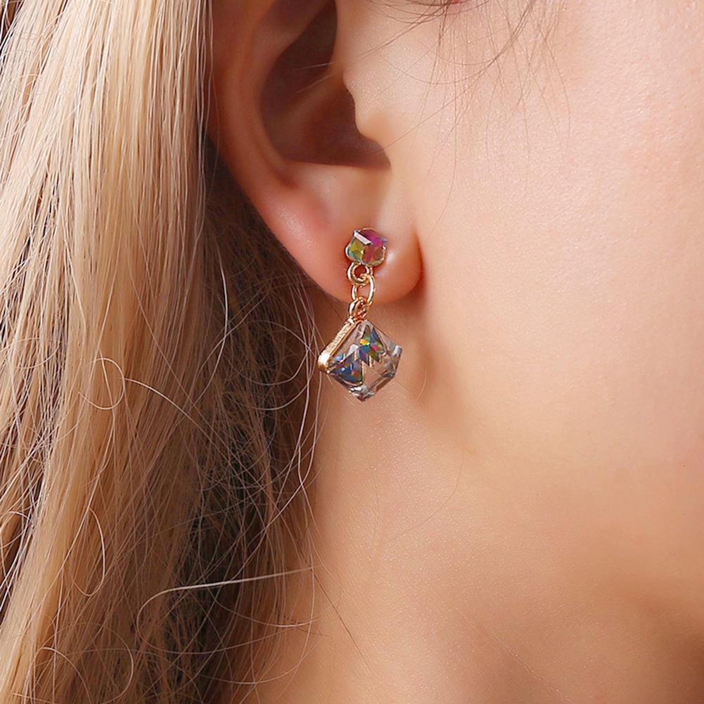 Hu Hu Hu Hu Hu Alat Bantu Pasang Kacamata♡ Anting Tusuk Gantung Wanita Desain Geometri Kubus Hias Berlian Imitasi Untuk Pesta