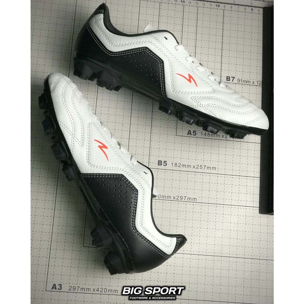Sepatu Bola Specs Astera fg