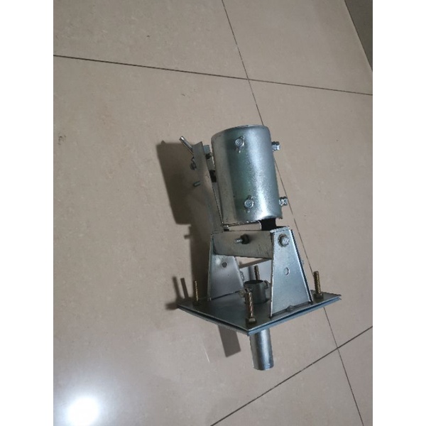 Mounting parabola jaring