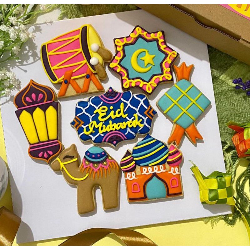 

Cookies Character Arabian Nite Wysman Lebaran / Biskuit Lebaran / Kue Kering Icing