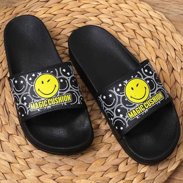 Sendal slipper smile magic cushion