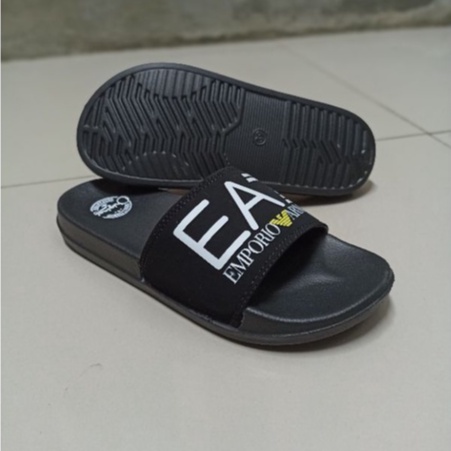 Sandal Pria Slippers Slip On Slide Original Distro