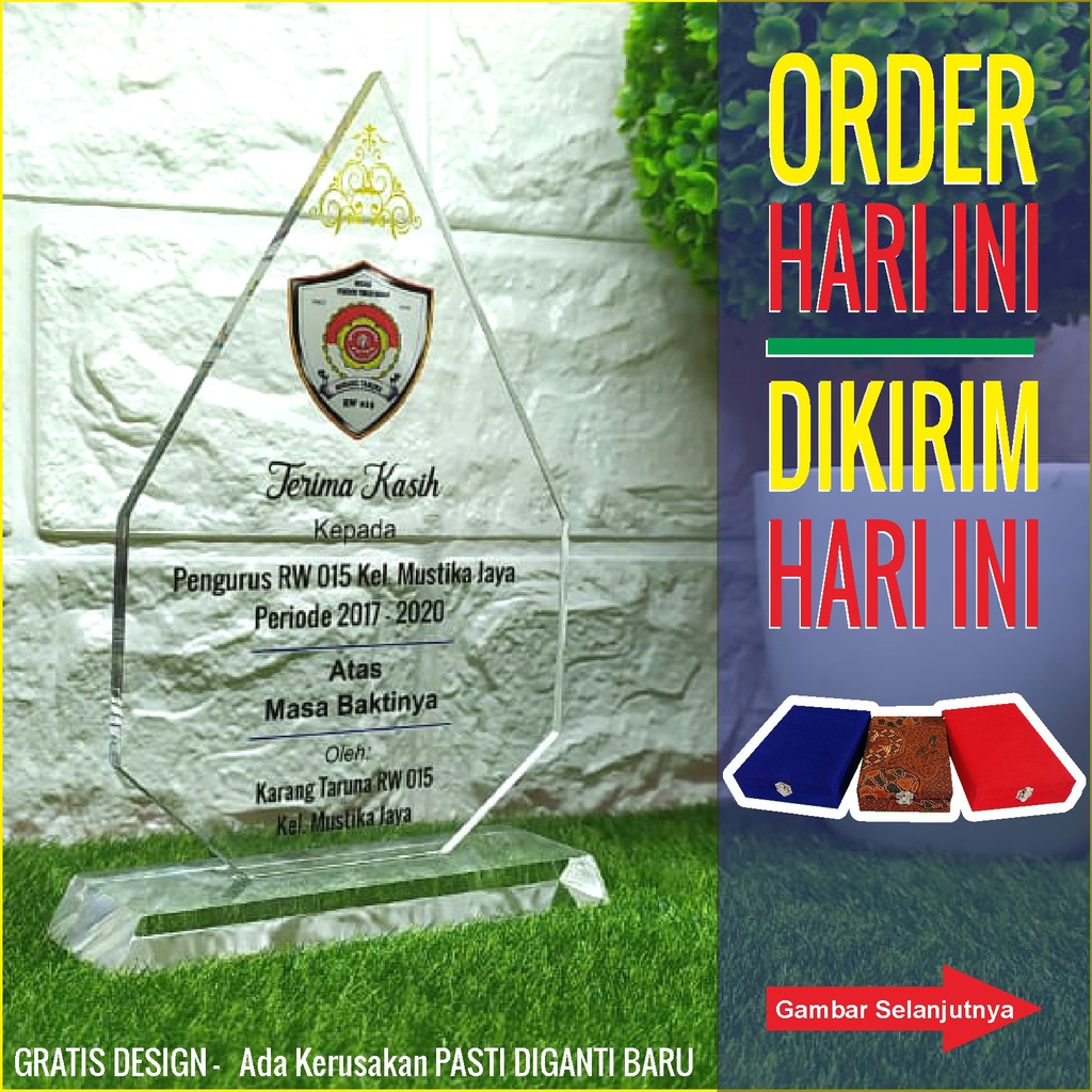 

Plakat Mewah" Akrilik Acrylic Penghargaan, kenang-kenangan, wisuda + Box | Model Wayang