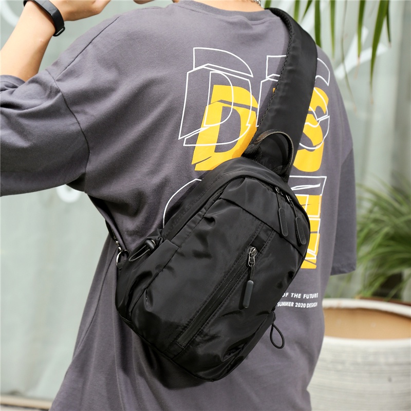 Highland Tas Selempang Pria USB Charge Waterproof Anti Air Tas Slempang Polos Fashion Tas Dada Tas Bahu Kasual TS714