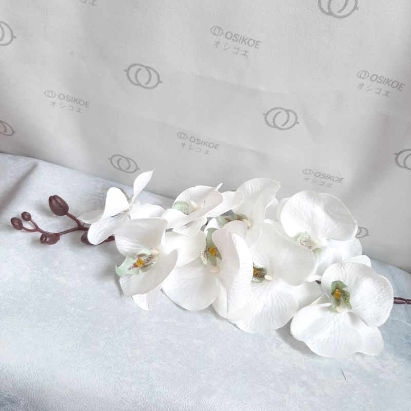 BUNGA ANGGREK BAHAN KAIN POLOS 8 KUNTUM - BUNGA ARTIFISIAL - (BAGK8KTM)-Putih bersih
