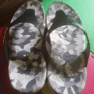 harga sandal jelly bunny