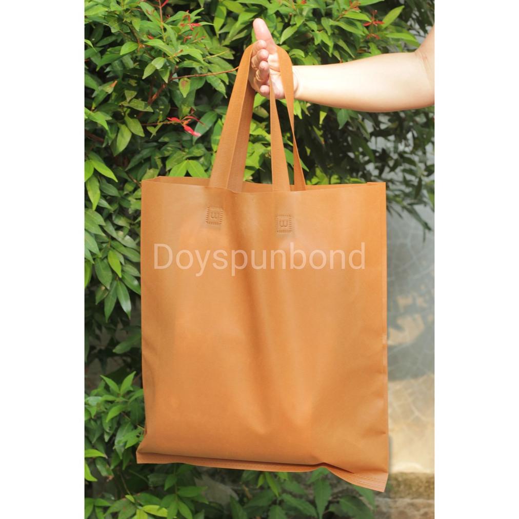 

Tas Spunbond Bag Tali Handle Lipat Samping 38X45X8 | Goodie Bag | Tas Souvenir | Kain Spunbond Murah