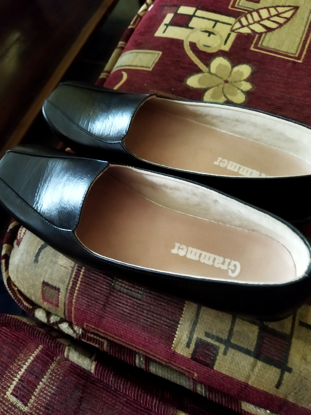 Sepatu Formal Wanita Kulit Asli Sepatu Pantofel Grammer