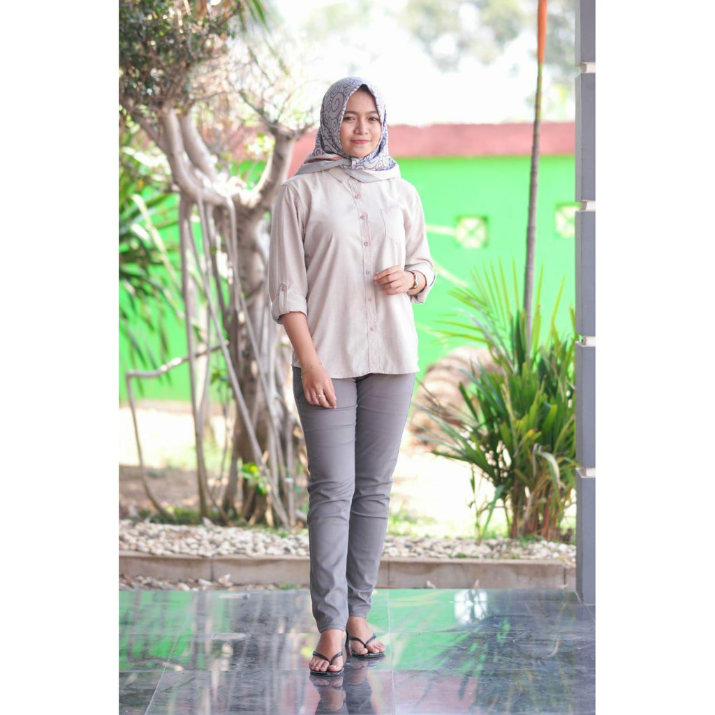 MODEL CELANA CHINOS WANITA GREY KAIN STREACTH PREMIUM