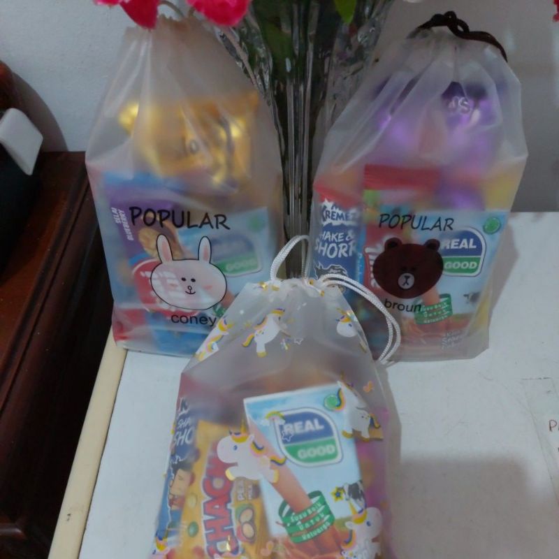 

Paket Ultah Tas serut