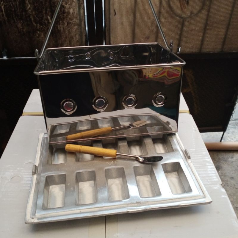 Cetakan kue balok lumer tutup arang