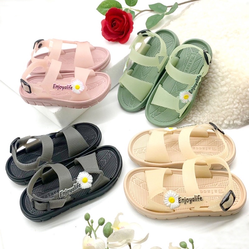 SANDAL Slip On sandal anak perempuan bahan EVA/Karet anti licin terbaru kekinian