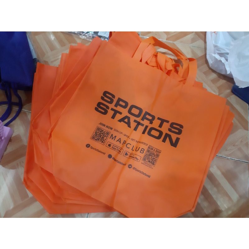 Tas sports station besar