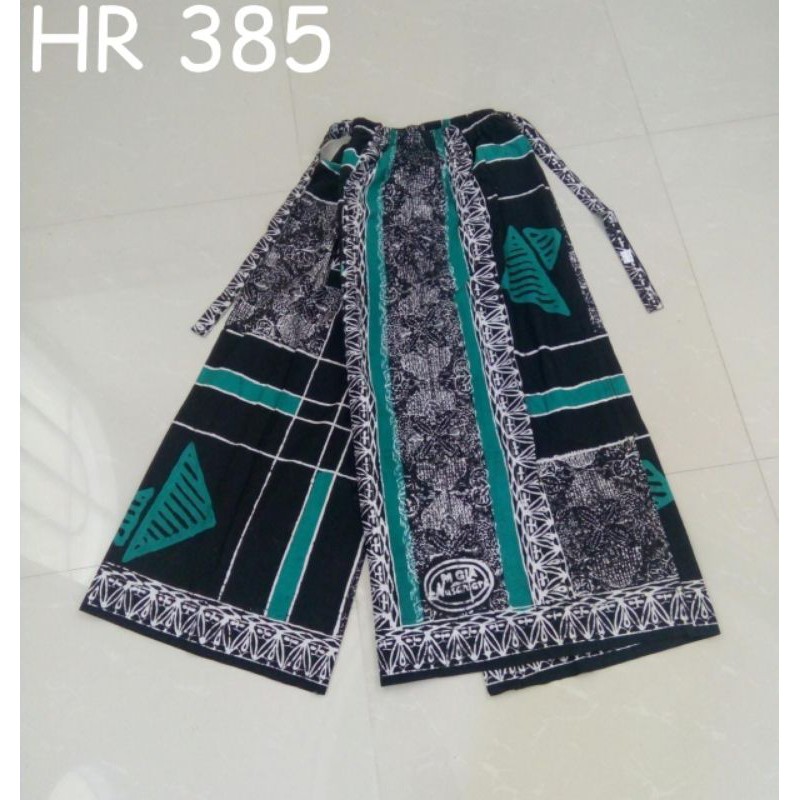 CELANA SARUNG BATIK KHAS PEKALONGAN
