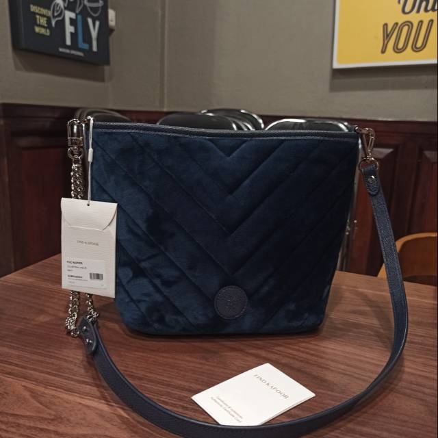 FIND KAPOOR BAG LEATHER ORIGINAL 100%