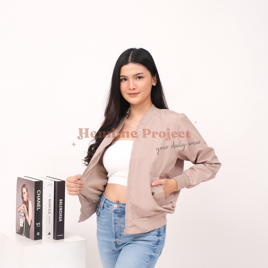 Gania Bomber Jaket Parasut Wanita by Hemline Project