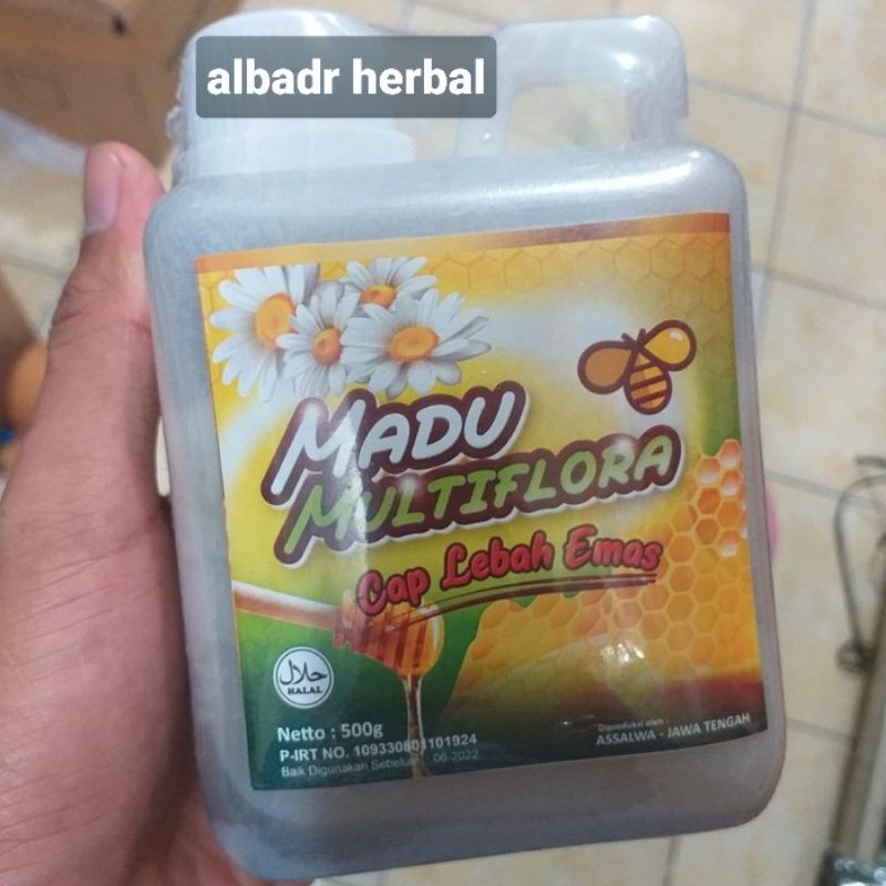 

Madu murni madu multiflora 500gr cap lebah emas