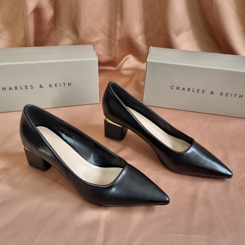 SEPATU WANITA HEELS POINTED TOE PUMPS