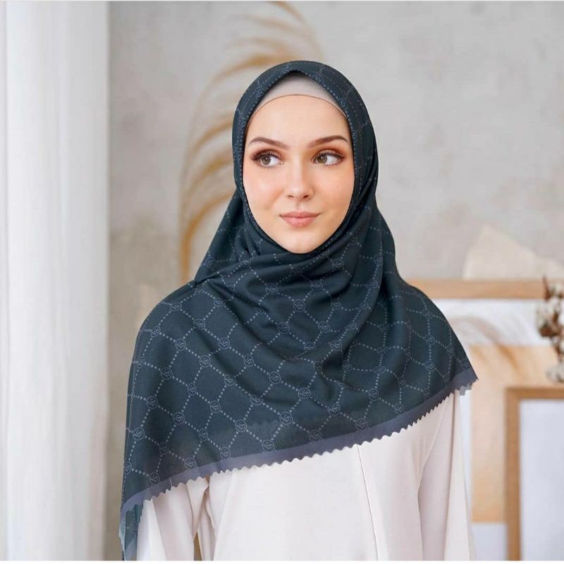 preloved lasabelle monogram black