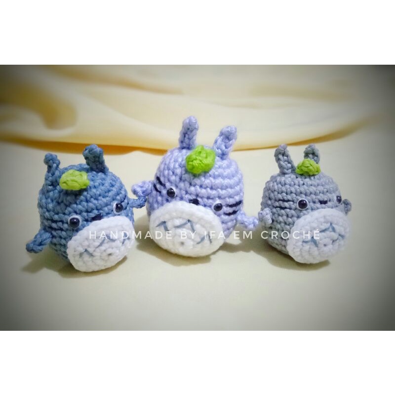 Amigurumi totoro / gantungan kunci rajut totoro