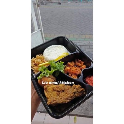 

Lia Amai kitchen Nasi uduk