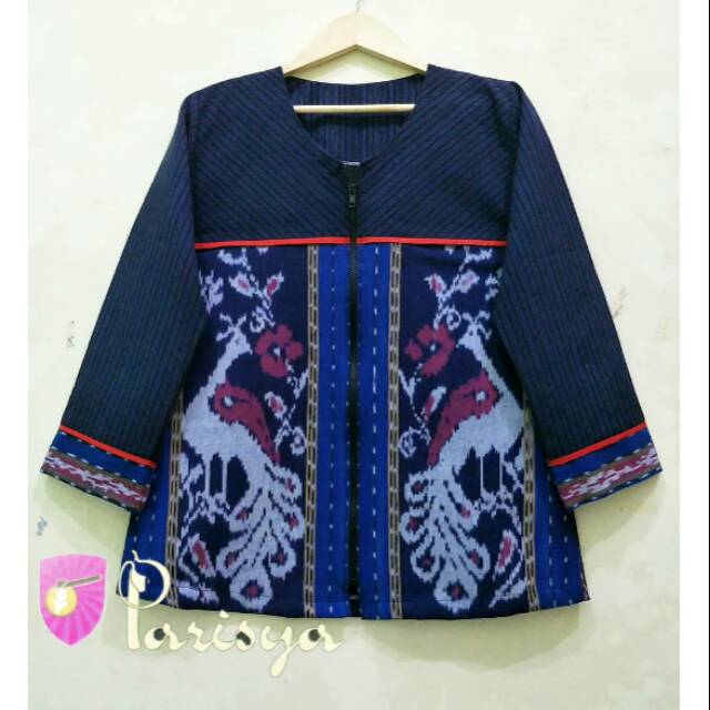 Blus tenun kombinasi lurik dan troso, furing trikot