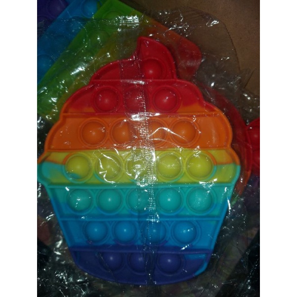 POP IT BENTUK-BENTUK MAINAN ANAK IMPOR-Cup Cake Rainbow