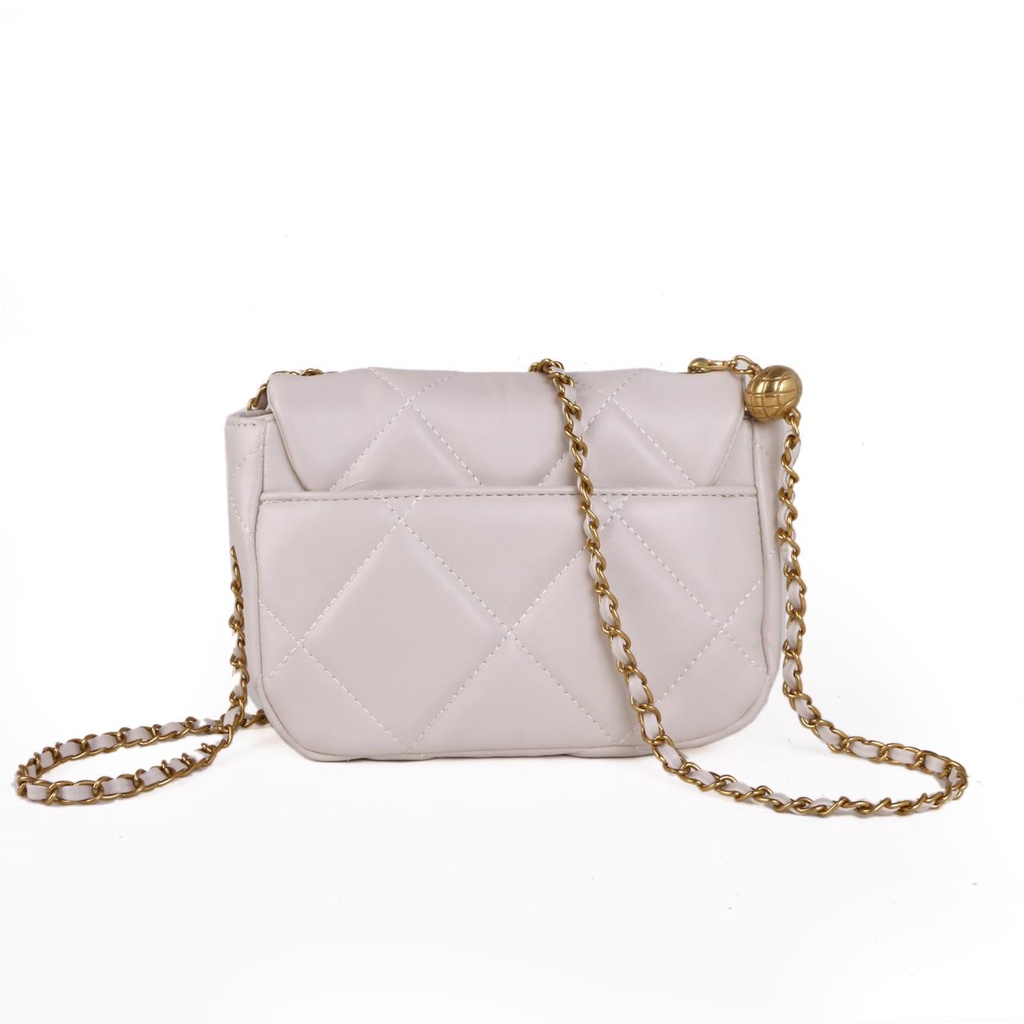 TAS SELEMPANG FLAP BAG CHAIN LEATHER DOVE 8617