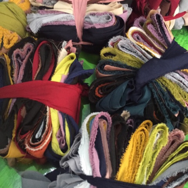 Kain perca diamond crepe