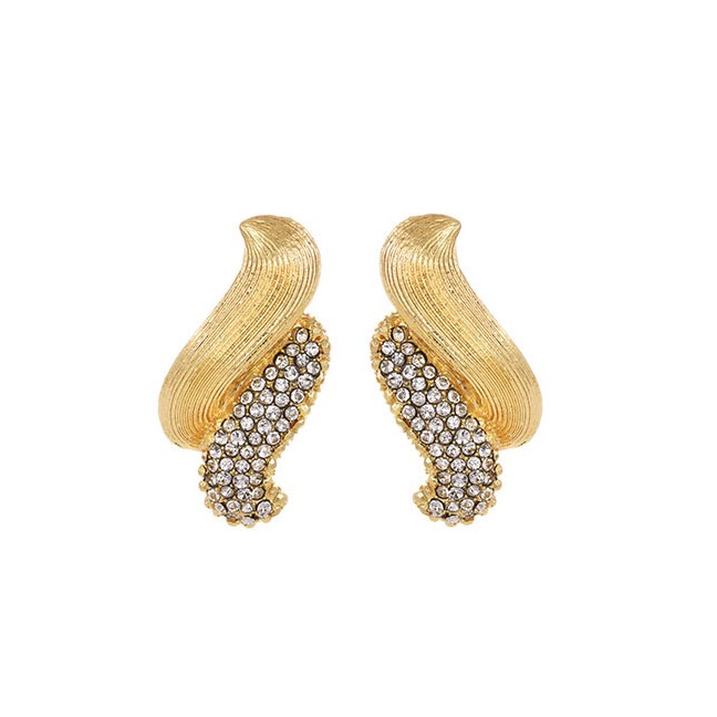 LRC Anting Tusuk Fashion Golden Alloy Stud Earrings With Diamonds D62503