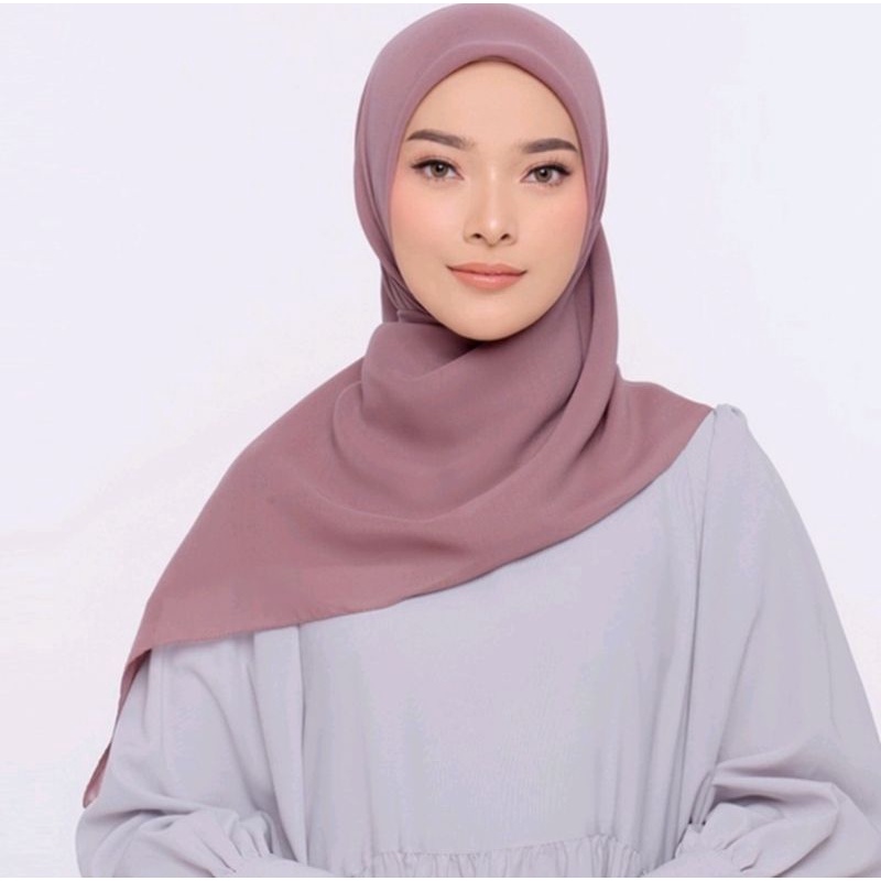 HIJAB SEGIEMPAT ZASKIA MECCA SANA PLUM ORI